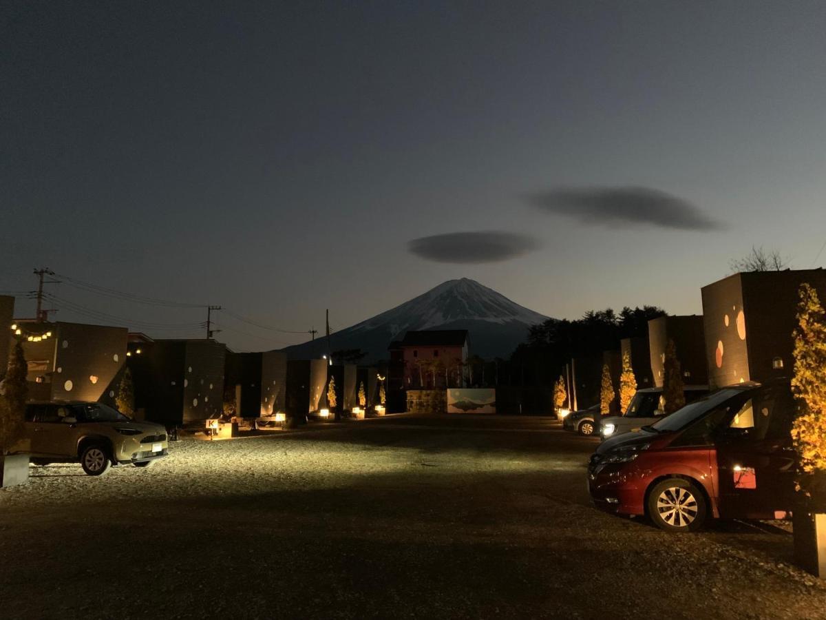 Mt Fuji Glamping Tourist Villa Kawaguchiko Fudzsikavagucsiko Kültér fotó